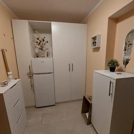 Apartma Nana 아파트 *