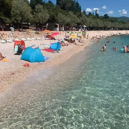 Apartma Nana 아파트 *