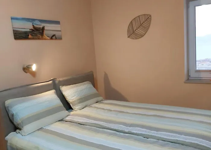Apartma Nana *