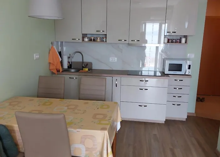 Apartma Nana